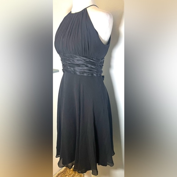 Vintage Maggy London Black 100% Silk Chiffon Dress Timeless Classy 
Size 6 - Picture 2 of 6